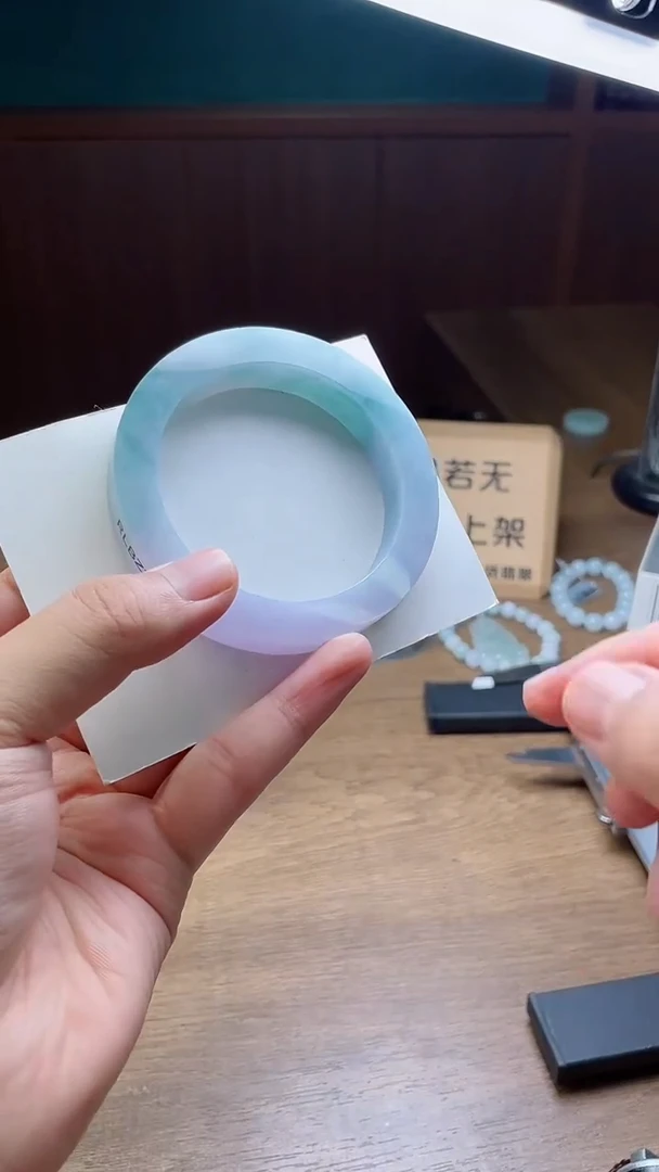 定制翡翠手镯未镶嵌九*菊定制