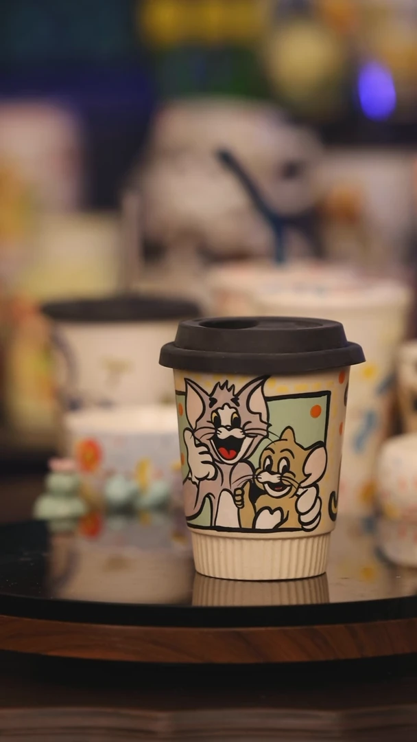 【闪购商品】摆件景德镇釉下彩绘设计师款式陶瓷