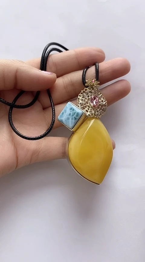 【闪购商品】琥珀裸石银S925镶嵌蜜蜡吊坠