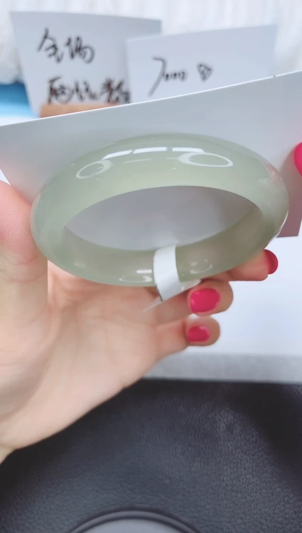 未镶嵌手镯石英质玉128-59.6