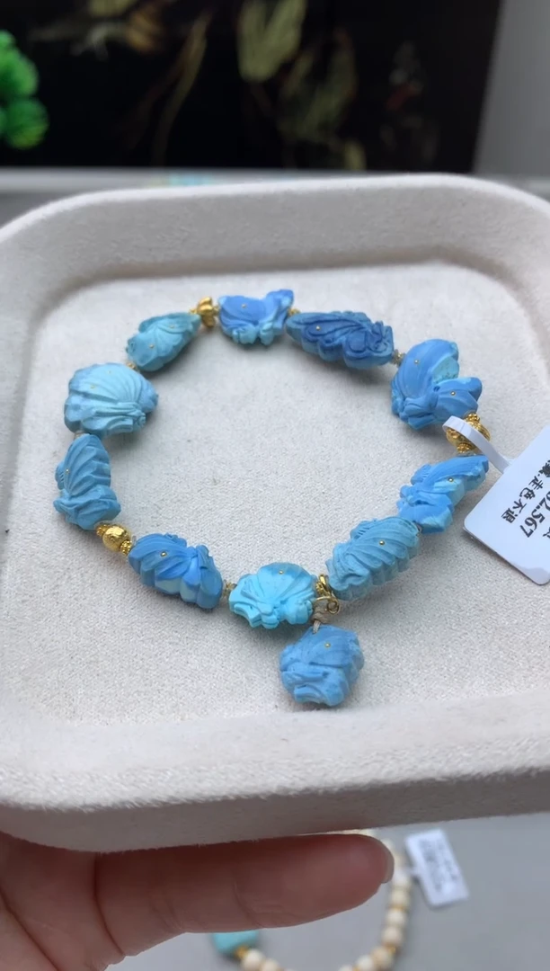 18K金镶嵌绿松石手串V****nC48