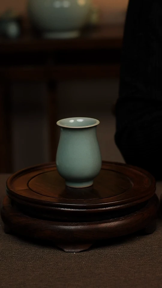 瓷片仿古天青淑女杯100ml 微瑕 不带礼盒