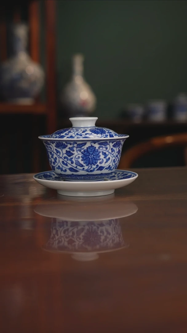 晓月柴窑 缠枝盖碗