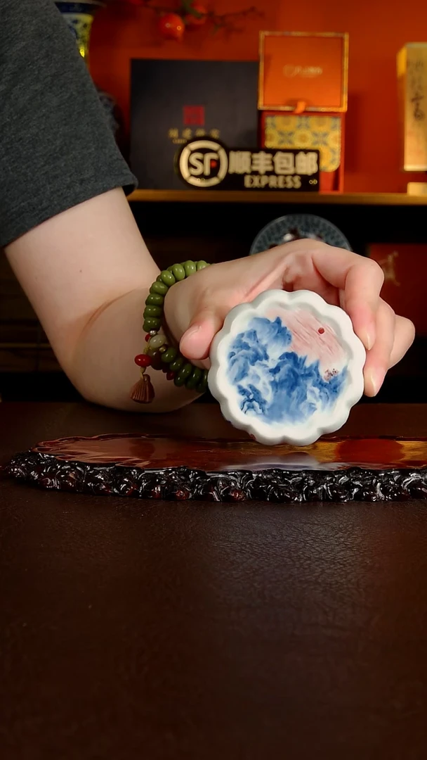 景琳藏器旭日东升盖置