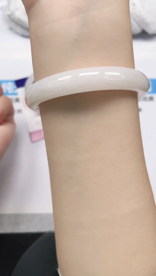 未镶嵌手镯石英岩玉123-60/61