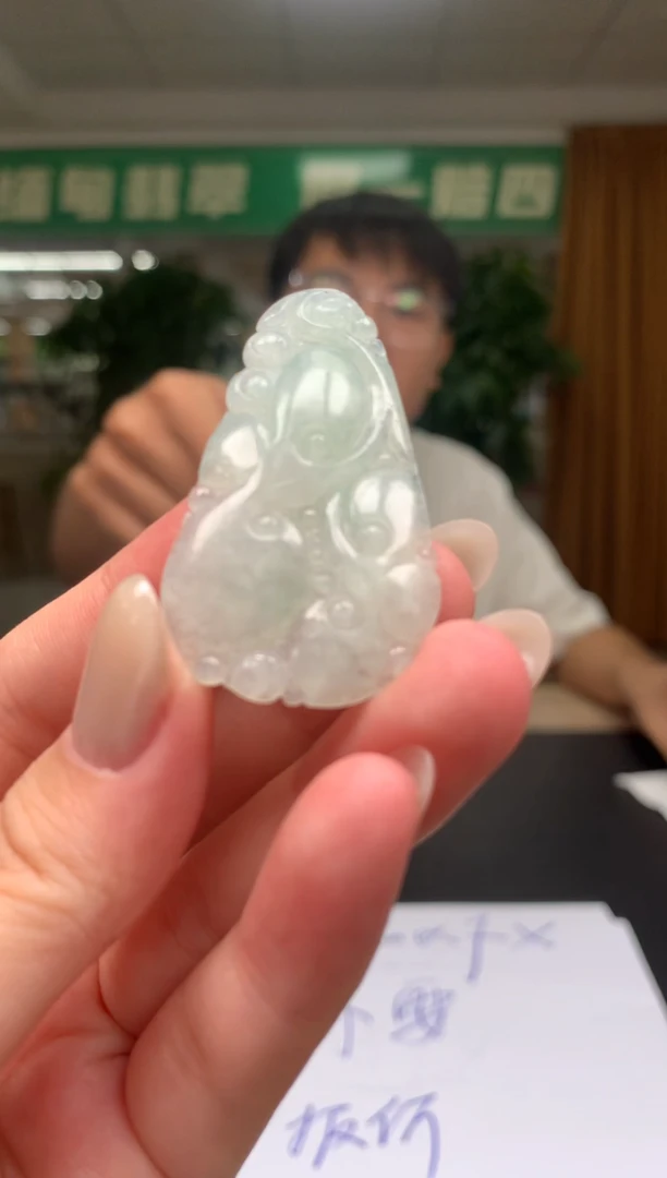 未镶嵌定制翡翠          *9