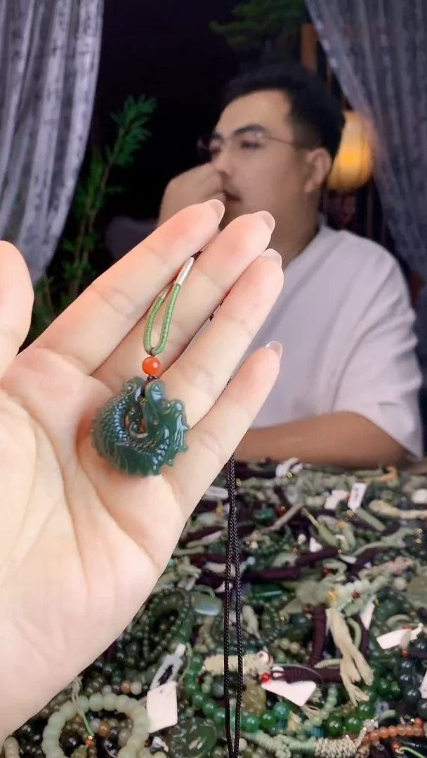 和田玉未镶嵌挂件多样性发货拍一发一