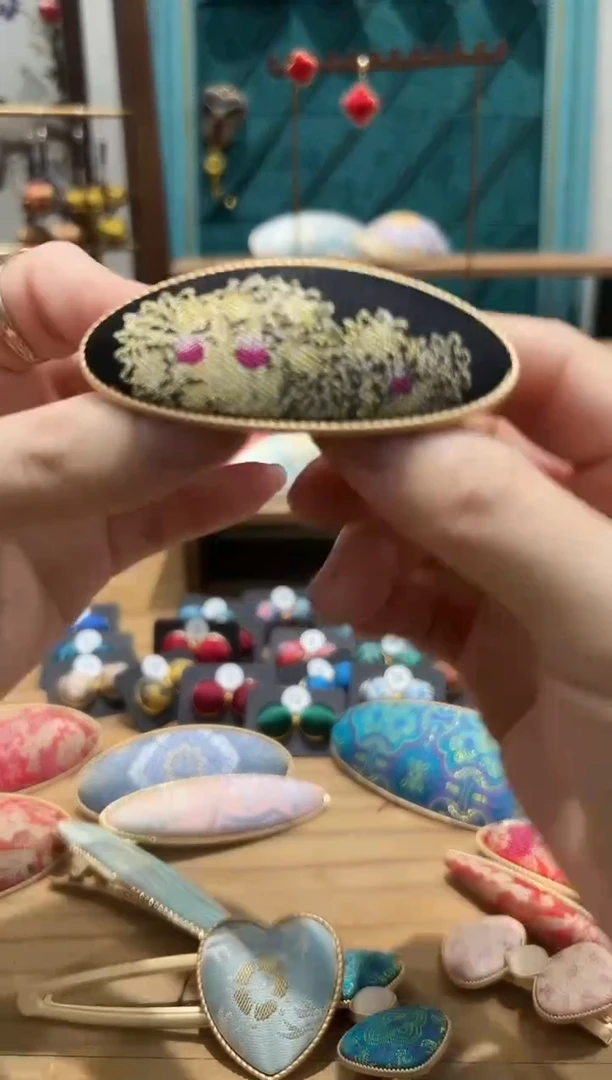 【闪购商品】【一物一拍专车】黑金小号弹簧夹AAA