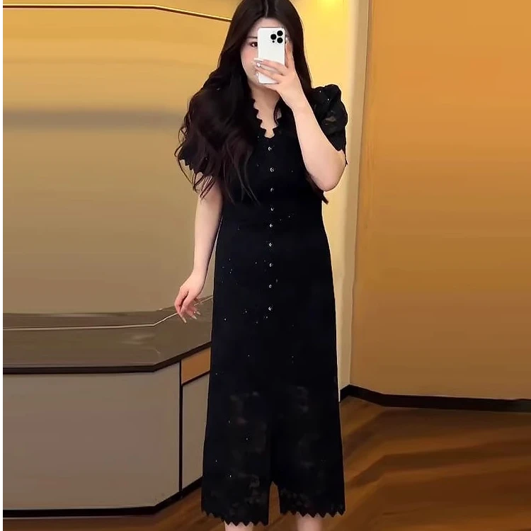 大码夏季新款胖mm轻奢高级感V领蕾丝短袖连衣裙显瘦裙子女装