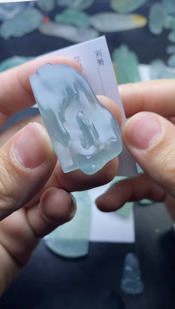 未镶嵌定制翡翠洪* 洪海