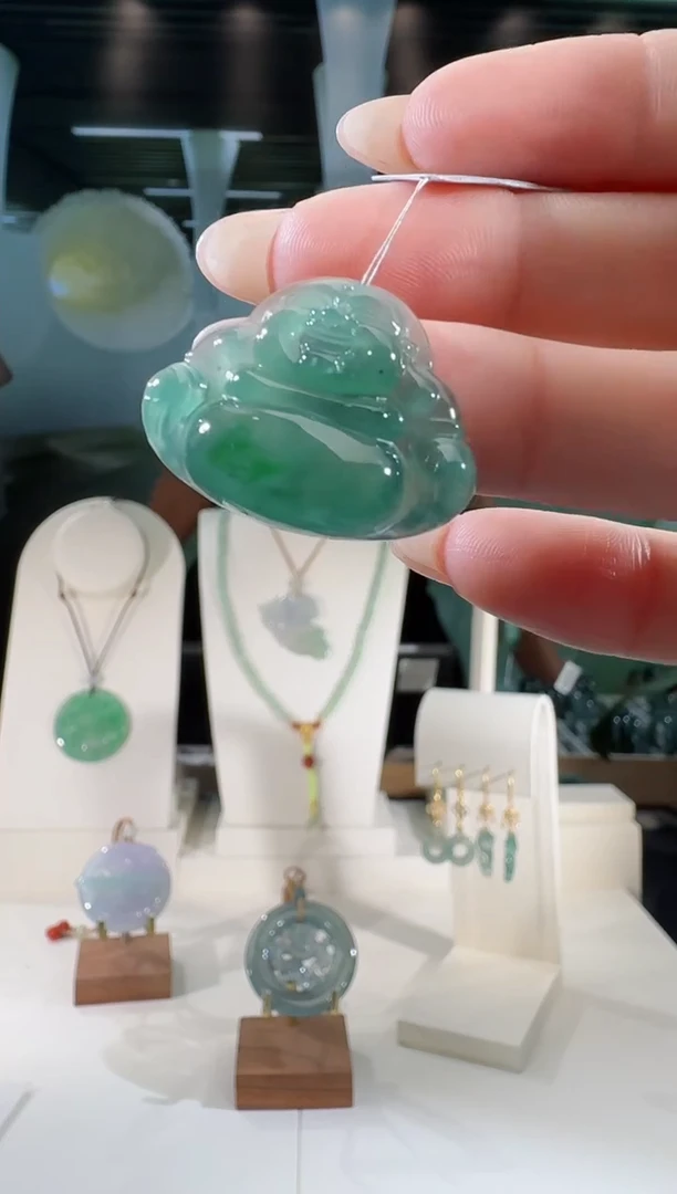 翡翠未镶嵌吊坠(不含链)佛公