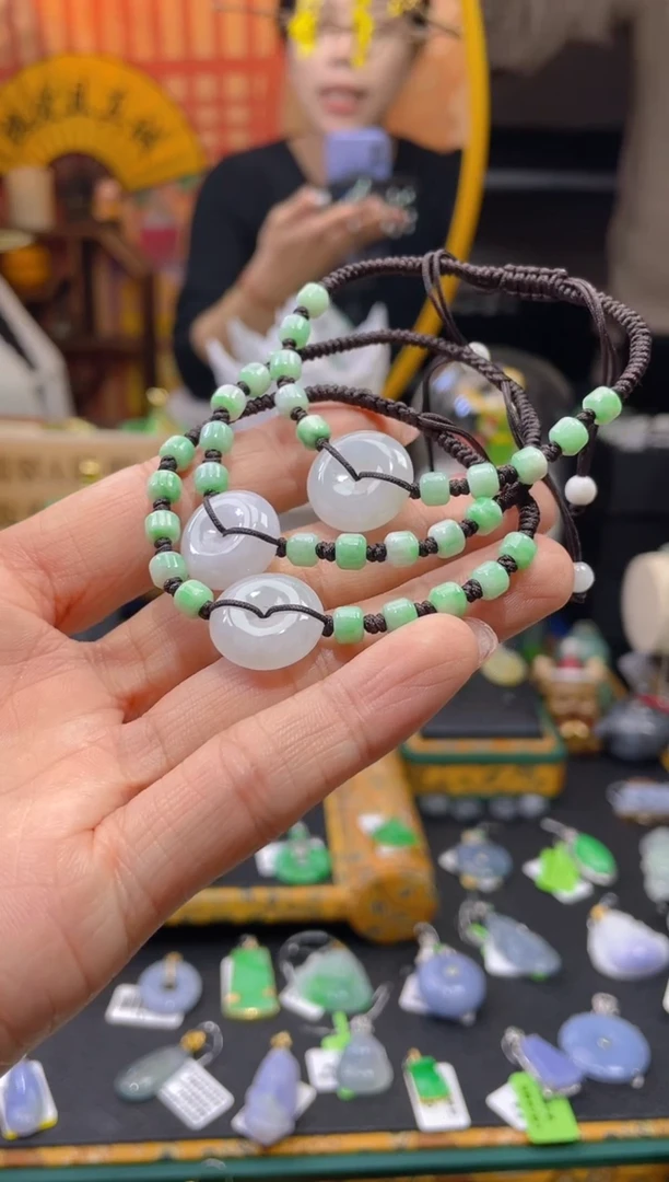 【闪购商品】翡翠颈饰未镶嵌多样性发货 发其一