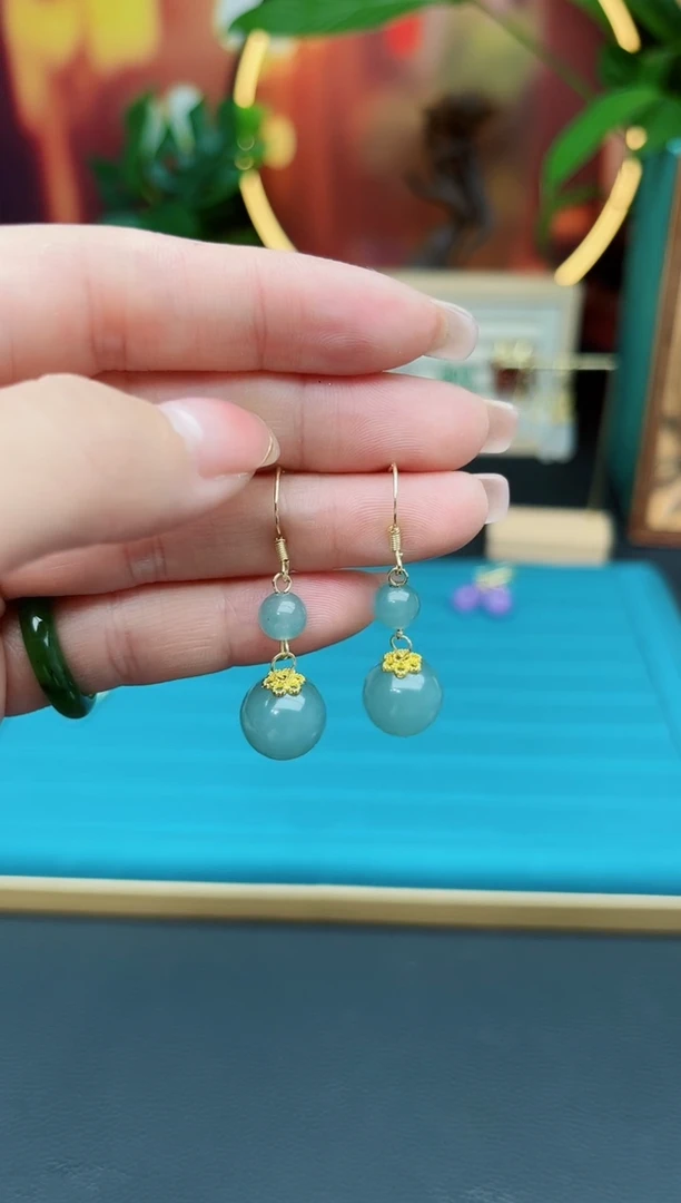 石英质玉（天山翠）银S925镶嵌耳饰411