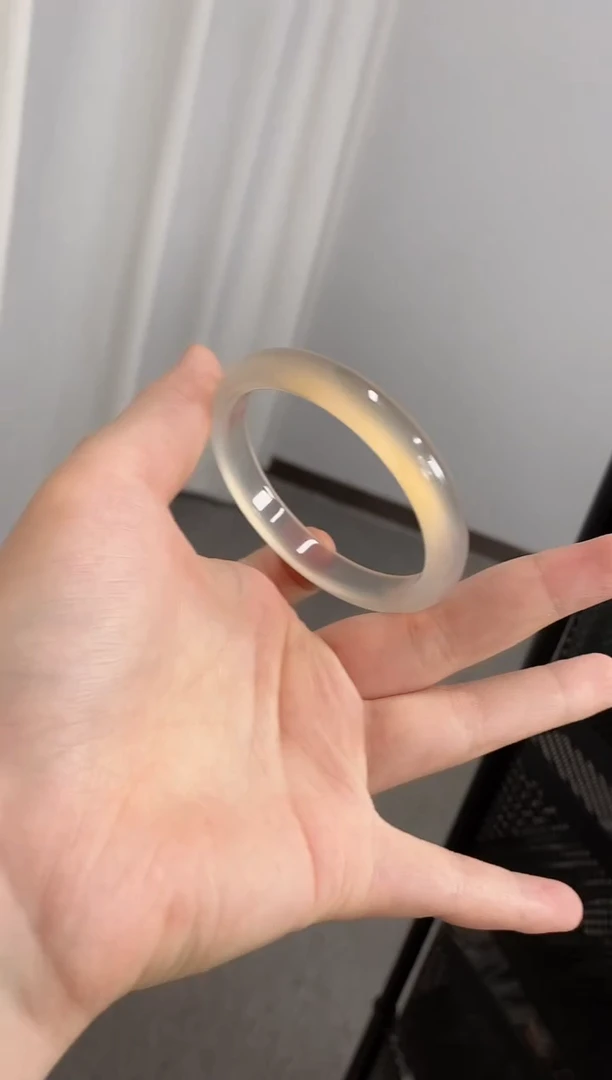 手镯玛瑙/玉髓未镶嵌55-56圈