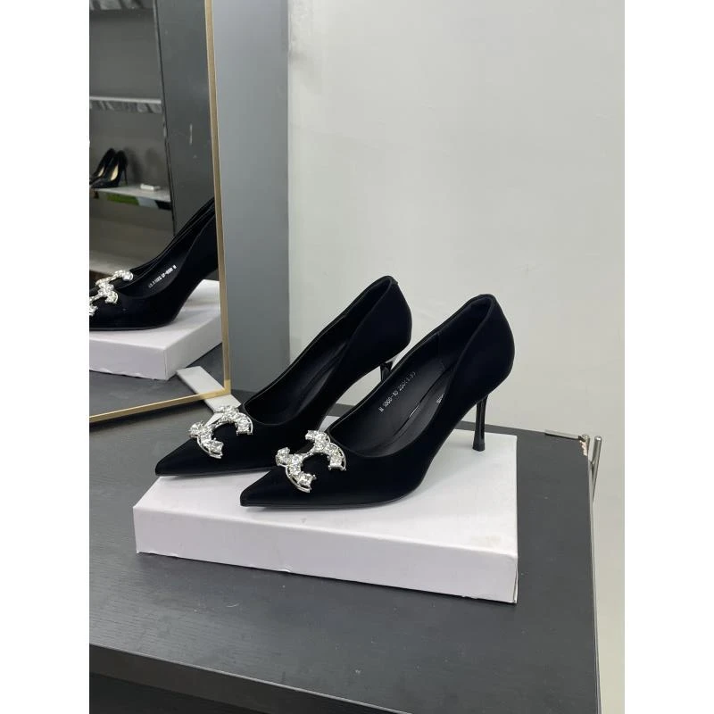 （8厘米）1808-10黑色细跟高跟鞋