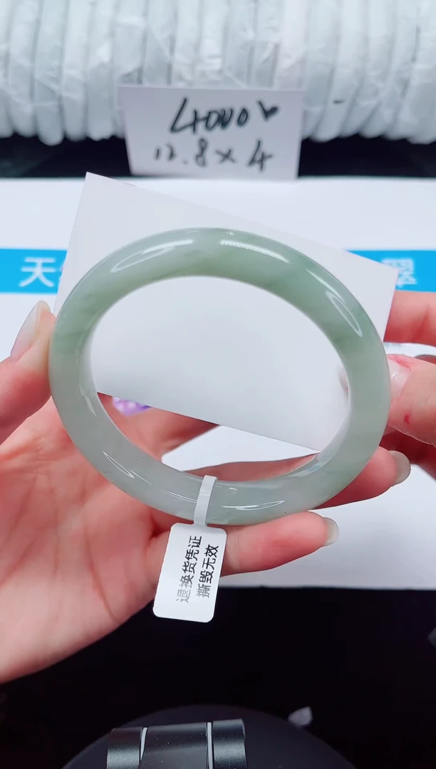 未镶嵌手镯石英质玉46-62/63