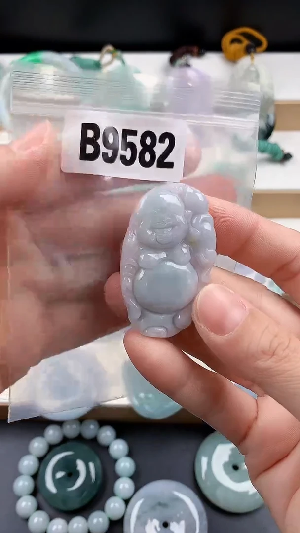 颈饰未镶嵌翡翠天然翡翠吊坠挂件