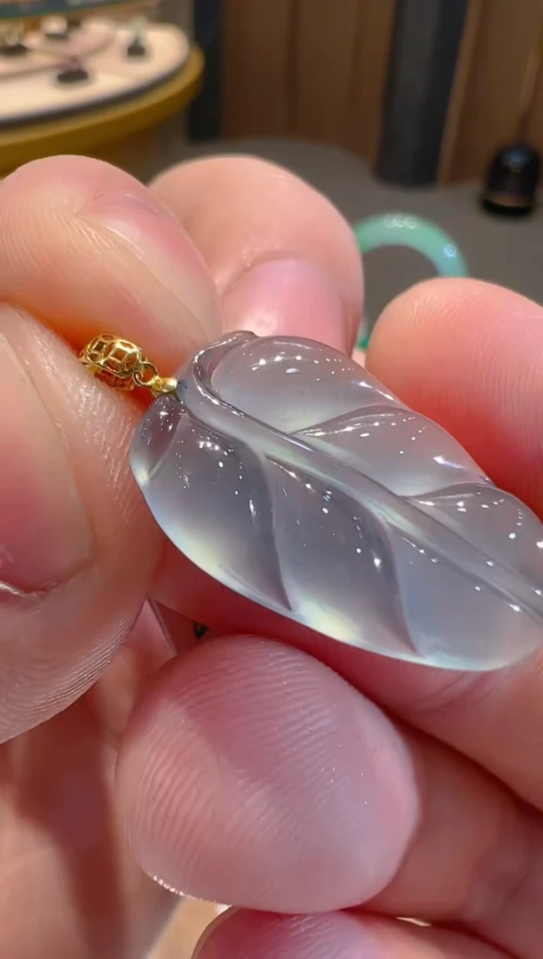 【闪购商品】翡翠吊坠(不含链)18K金镶嵌多样性发货一件