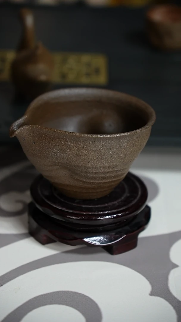 【闪购商品】冰碛岩陶制手工全手公道杯 240CC