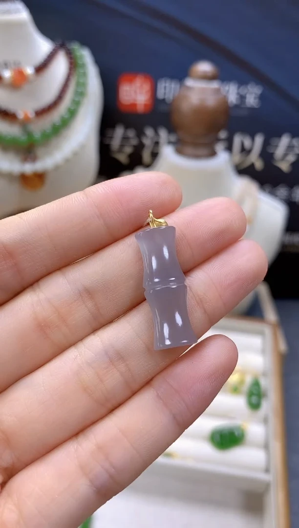 和田玉18K金镶嵌颈饰cg