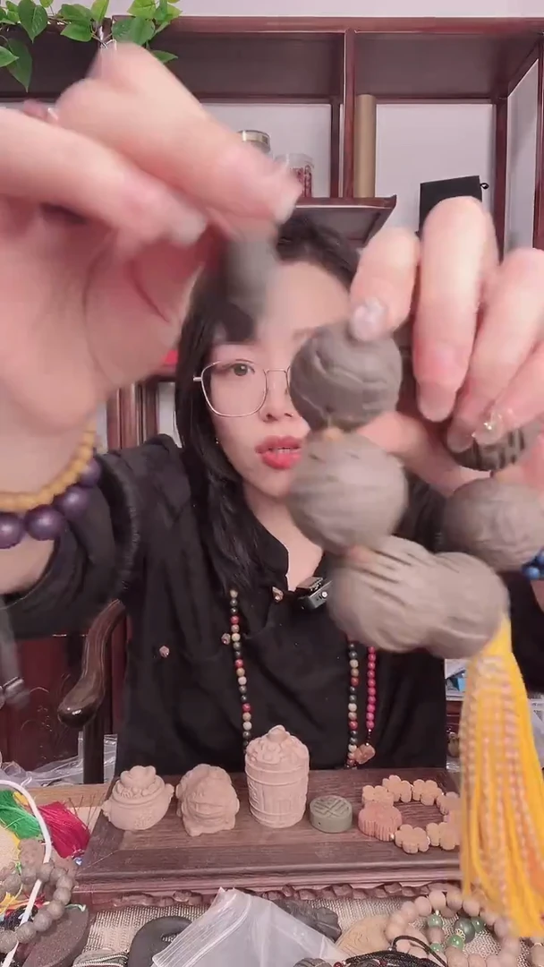 珠串玉兰香方的莲花牌