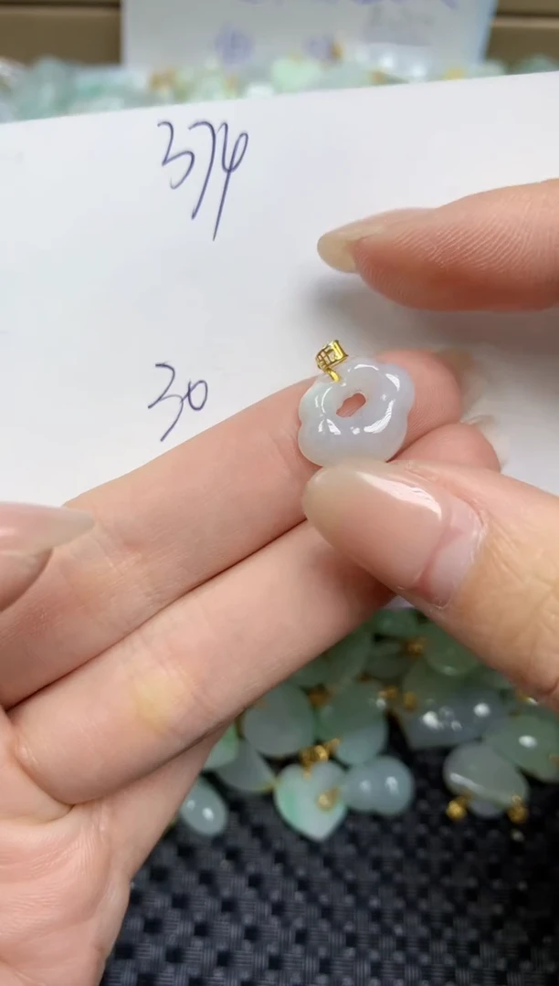 【闪购商品】翡翠颈饰18K金镶嵌天然缅甸A货翡翠