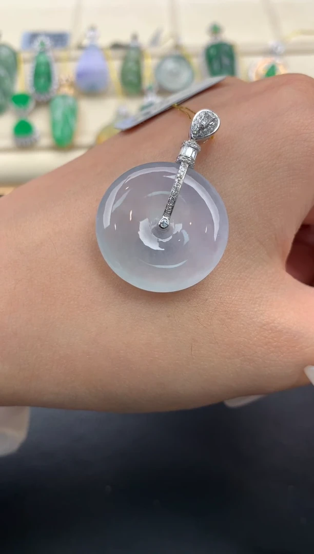 翡翠18K金镶嵌颈饰A969