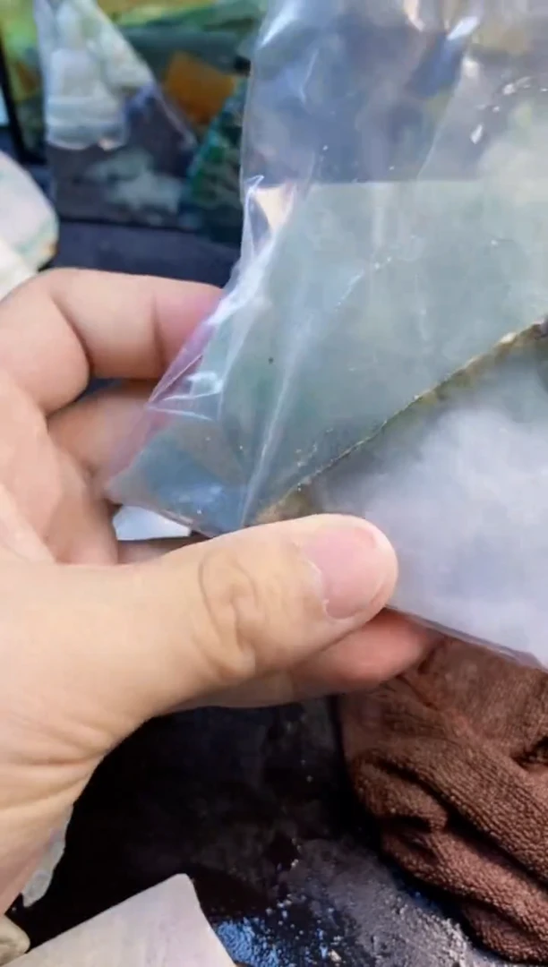 翡翠未镶嵌颈饰天然翡翠035