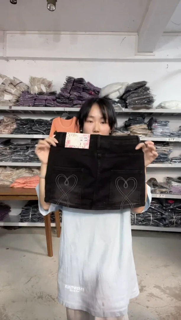 你伍老板娘服装28 l