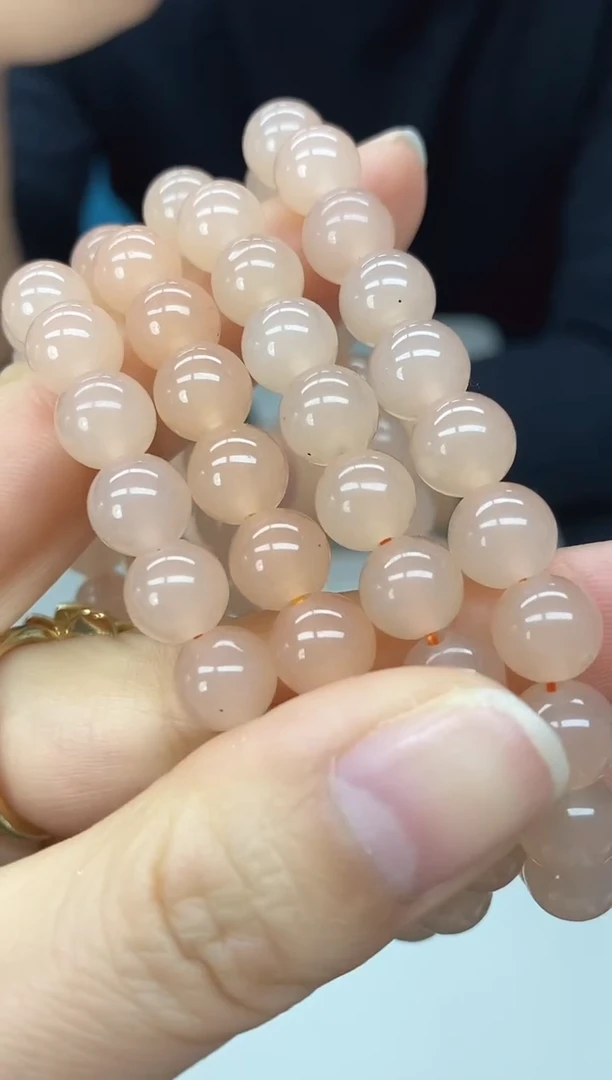 玉      粉   手串