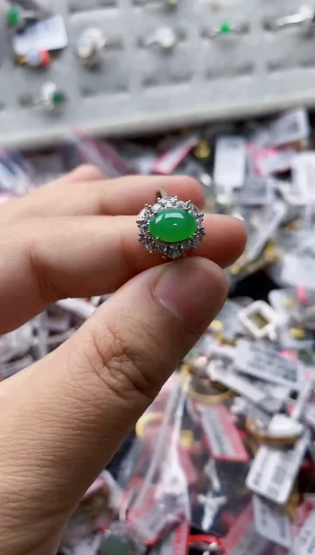 翡翠戒指银S925镶嵌1200000    4