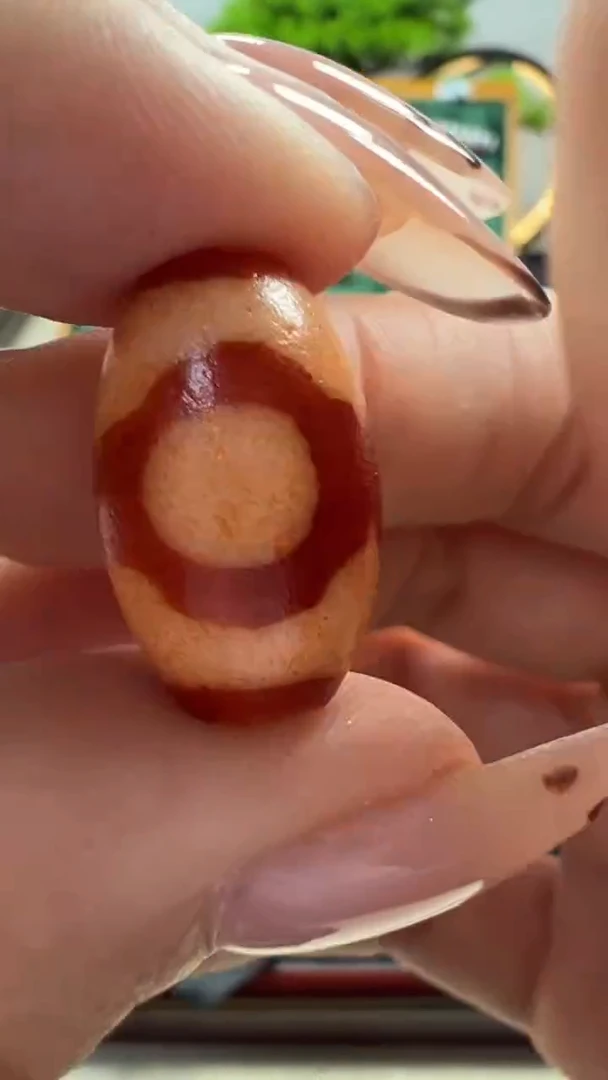 玛瑙/玉髓（覆膜）颈饰未镶嵌30.（微瑕）