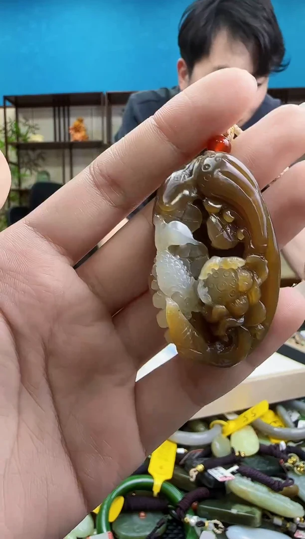 颈饰未镶嵌和田玉万*1