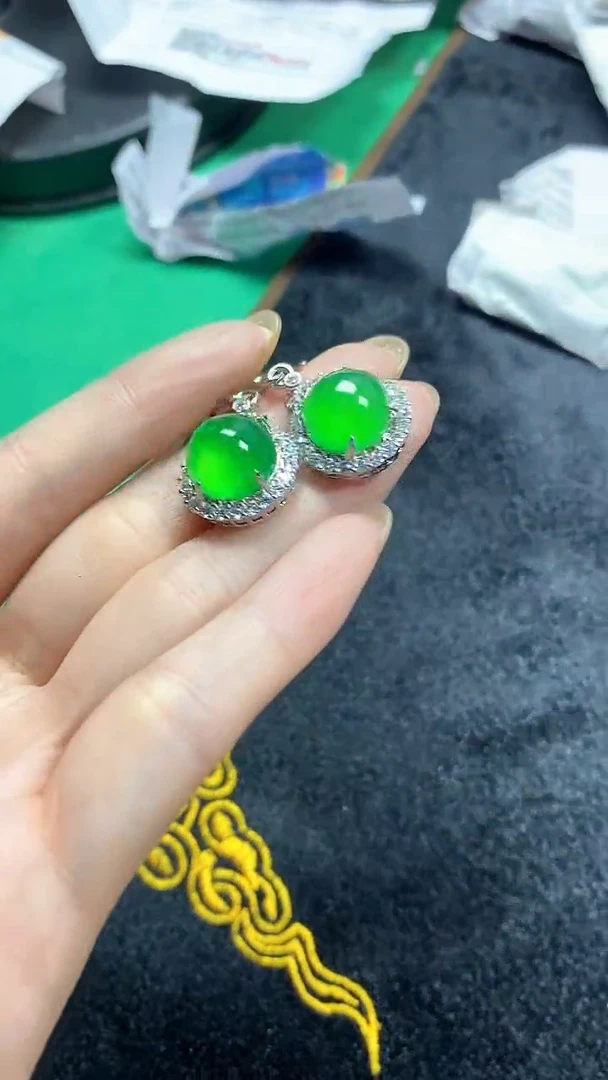 满色吊坠 所见即所得！！