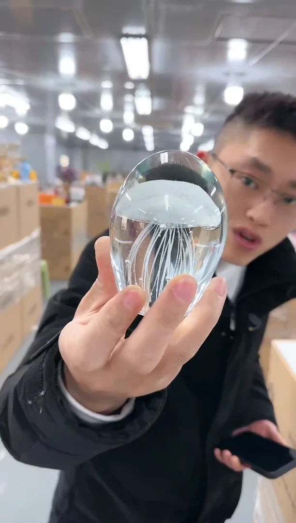 【闪购商品】玻璃云泰0001