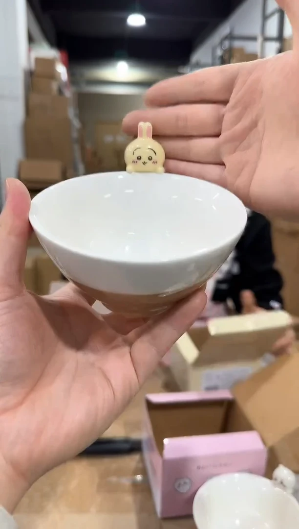 瓷片原盒乌萨奇公仔碗