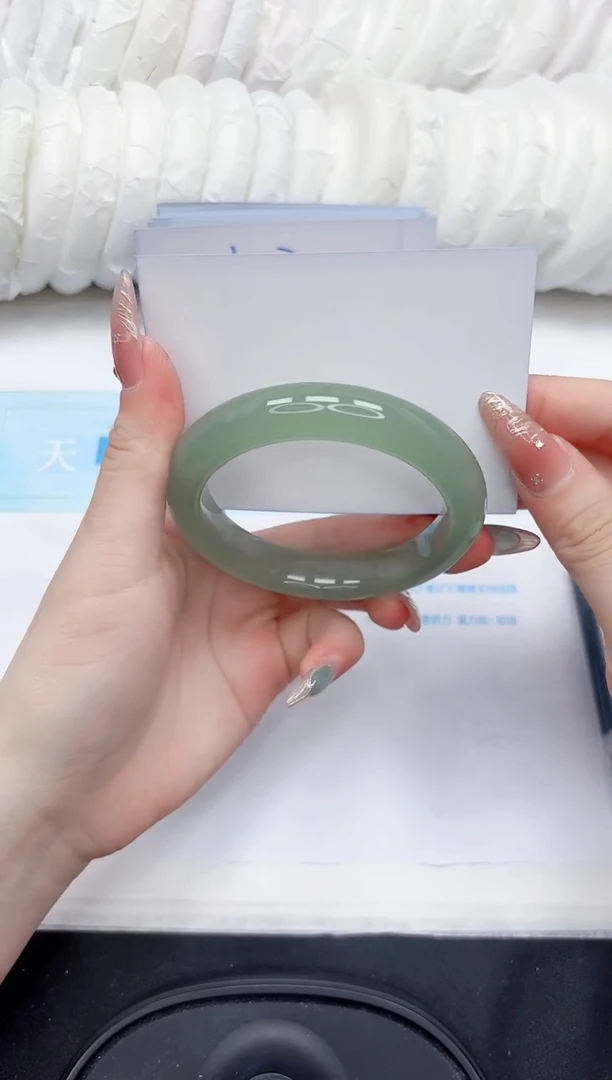 石英质玉手镯未镶嵌235-58