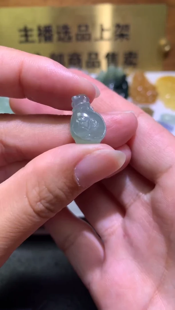 未镶嵌定制翡翠毛货