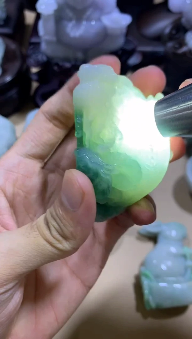 翡翠挂件未镶嵌用****3翡翠摆件