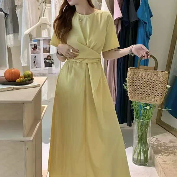 2025夏季新款大码女装时尚显瘦气质风小众设计感系带连衣裙