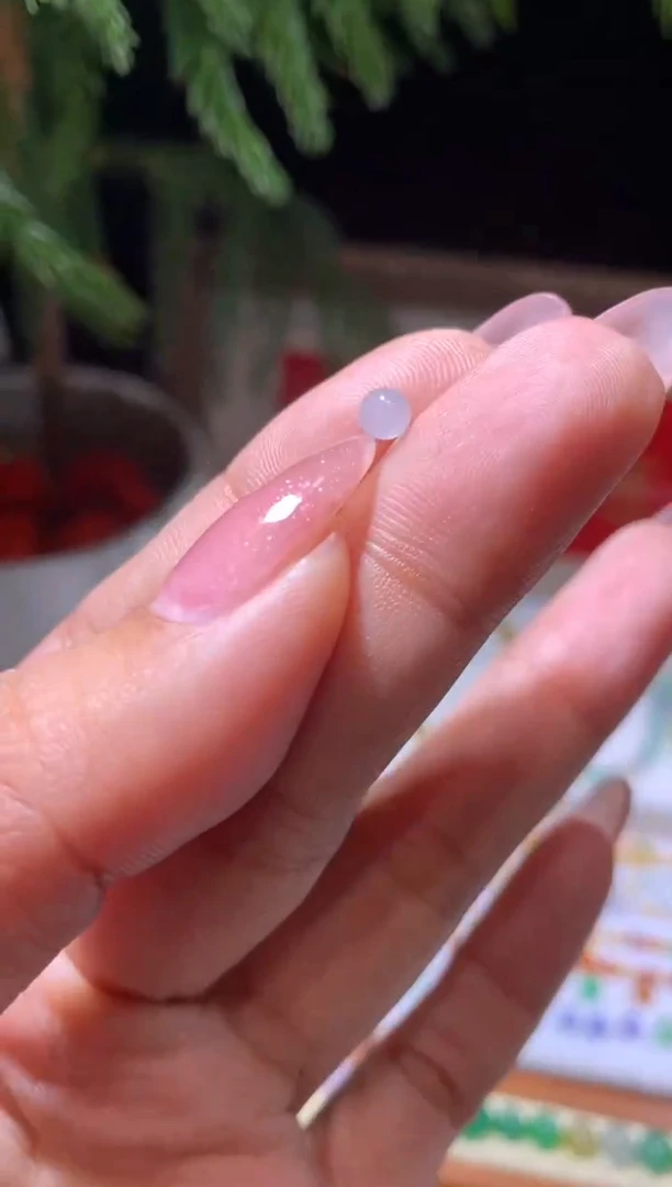 未镶嵌定制翡翠4珠子