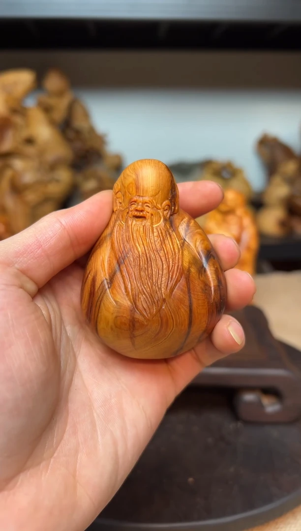 柏木（崖柏）崖柏雕刻件