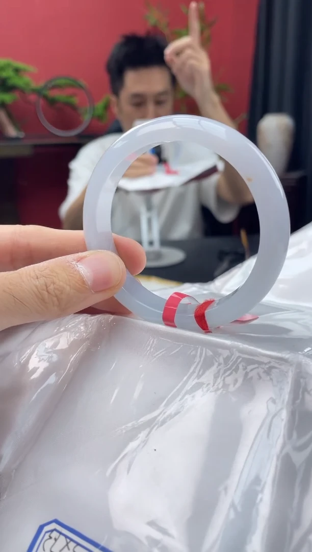 未镶嵌手镯翡翠7