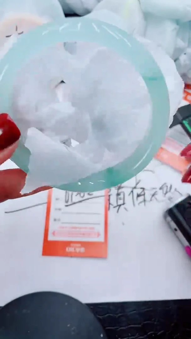 【闪购商品】石英质玉手镯未镶嵌T90-61/62