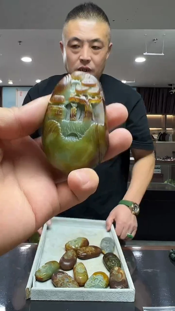 未镶嵌和田玉把件山水-多样性发货其中发一