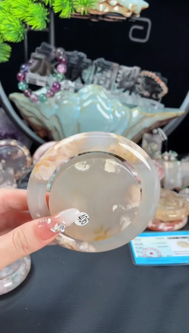 石英质玉手镯（圆镯）未镶嵌65