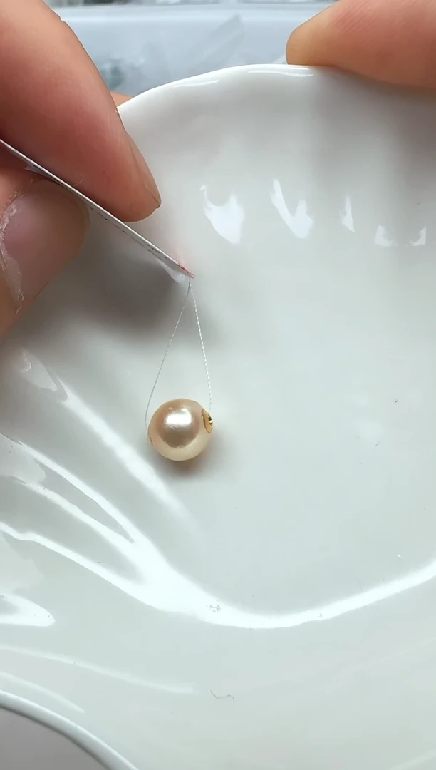 【闪购商品】海水珍珠AQ18K金镶嵌海水珍珠吊坠@@YD308
