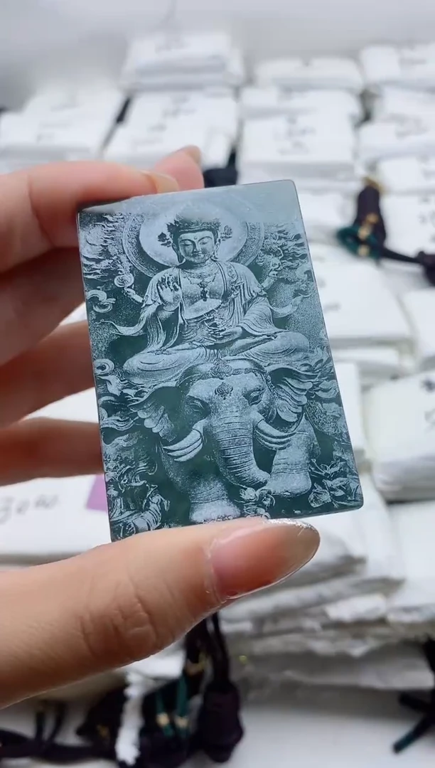 颈饰未镶嵌翡翠8