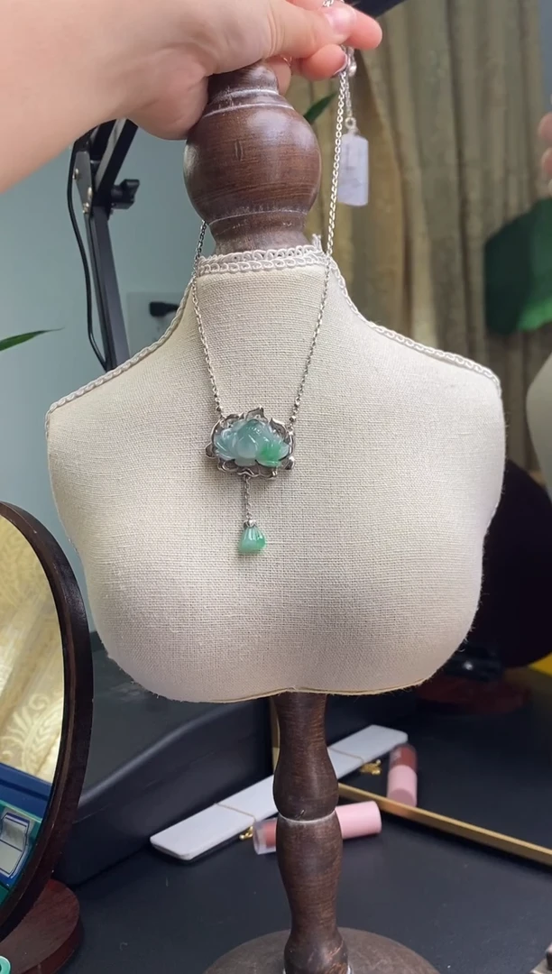 颈饰银S925镶嵌翡翠净货15508