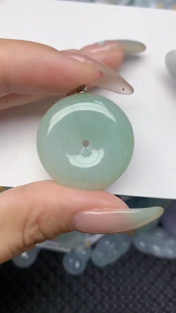 翡翠未镶嵌颈饰天然翡翠a货